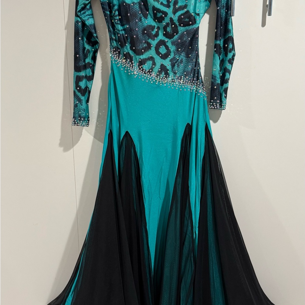 Elegant Teal and Black Women's Dress